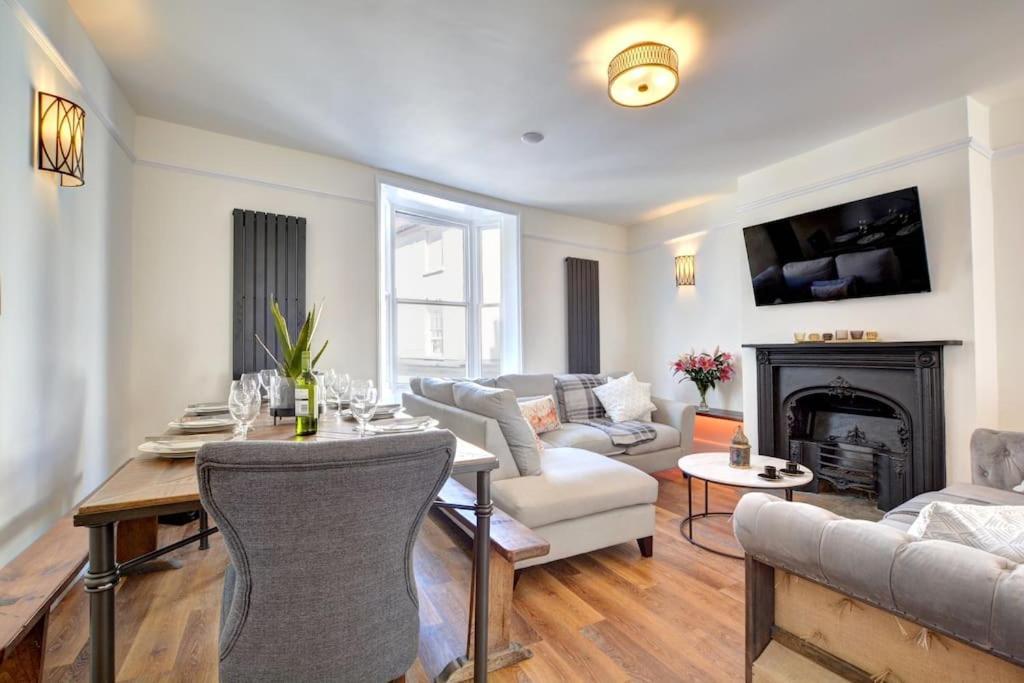 Modern 4 Bedroom Townhouse Perfect Location. Brighton Exteriör bild